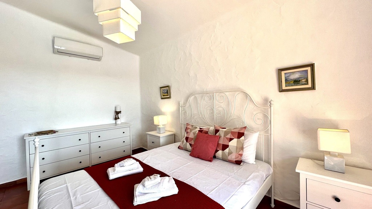 Photo of Bedroom in Alcalar