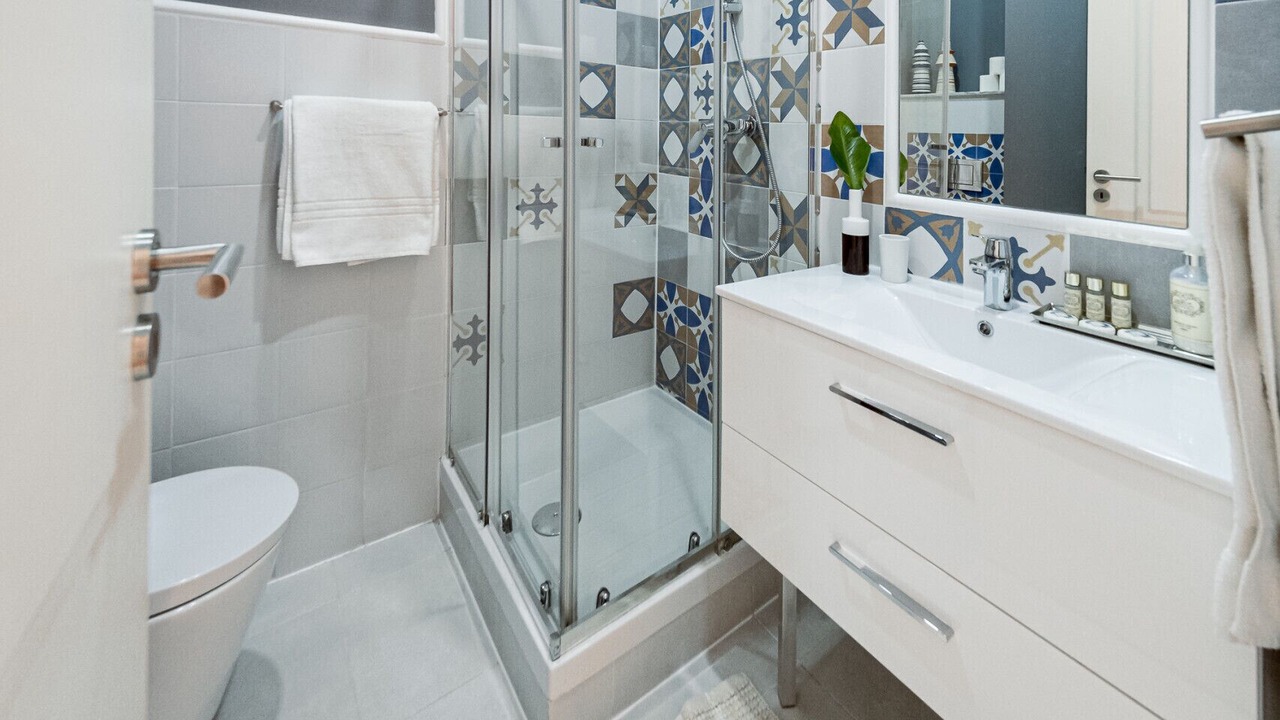 Photo of Bathroom in Baixa