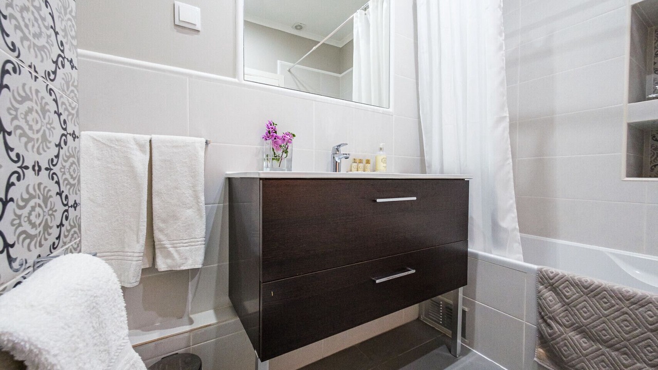 Photo of Bathroom in Baixa