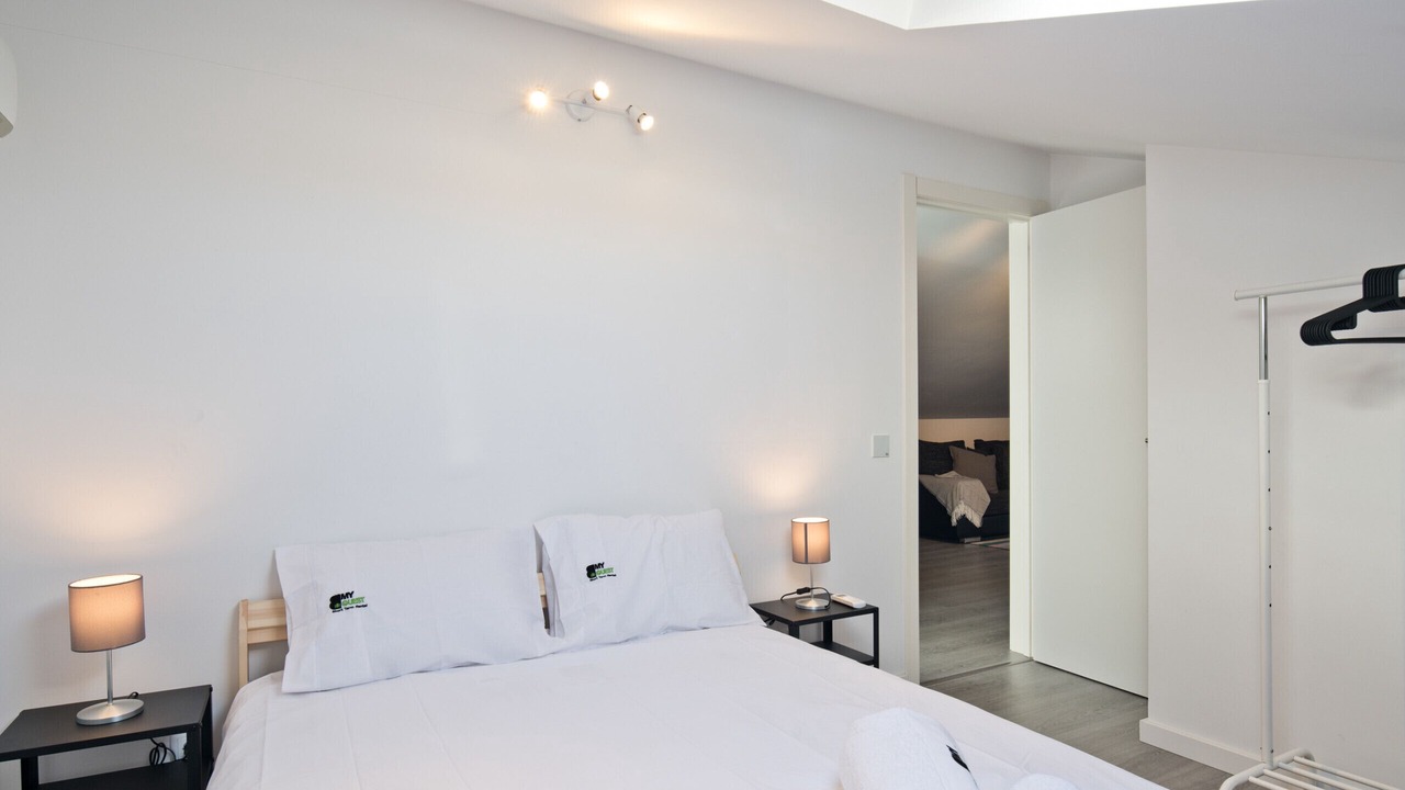 Photo of Bedroom in Estoril