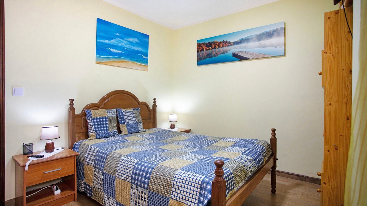 Photo of Bedroom in Atalaia