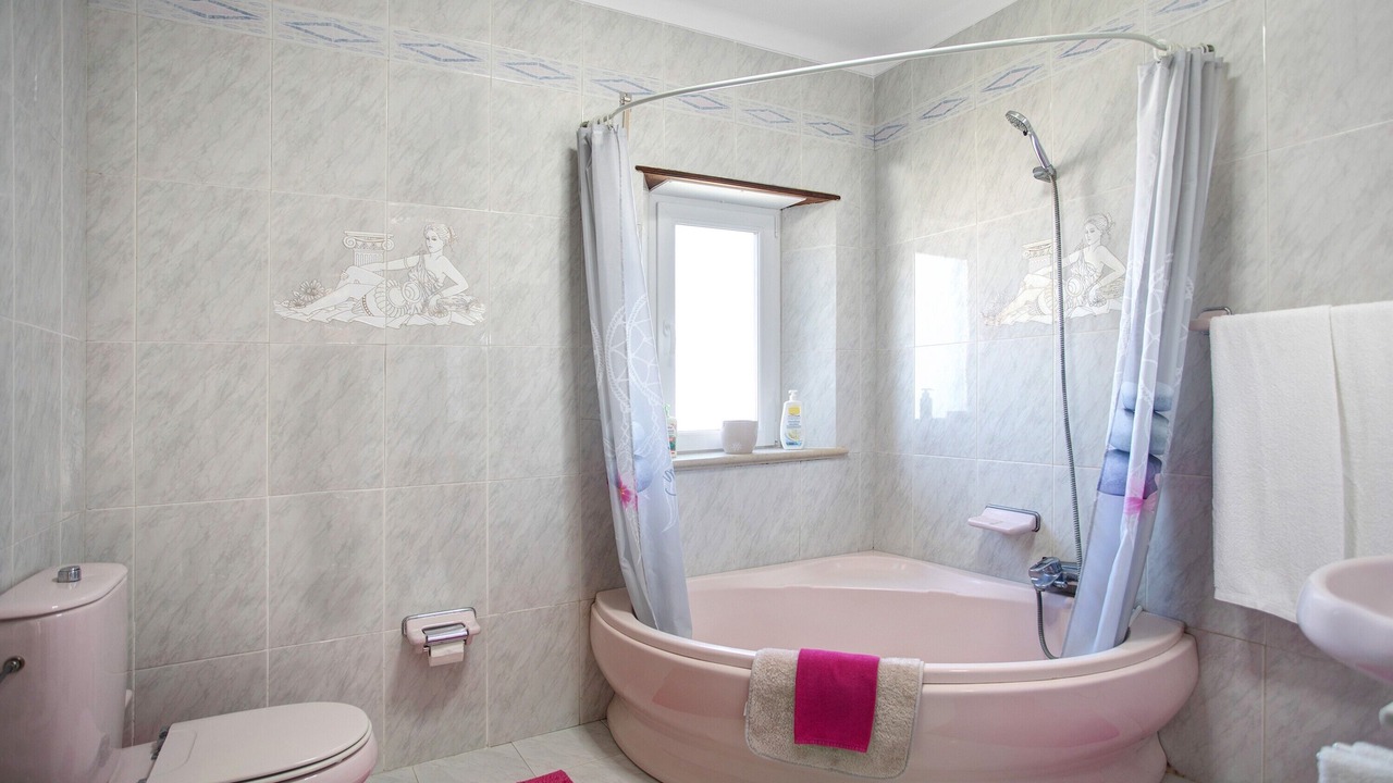 Photo of Bathroom in Nossa Senhora do Populo