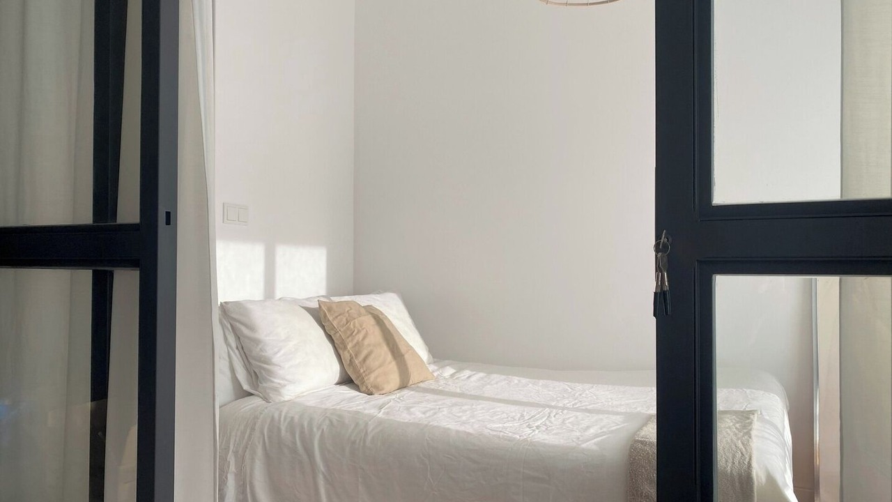 Photo of Bedroom in Amadora