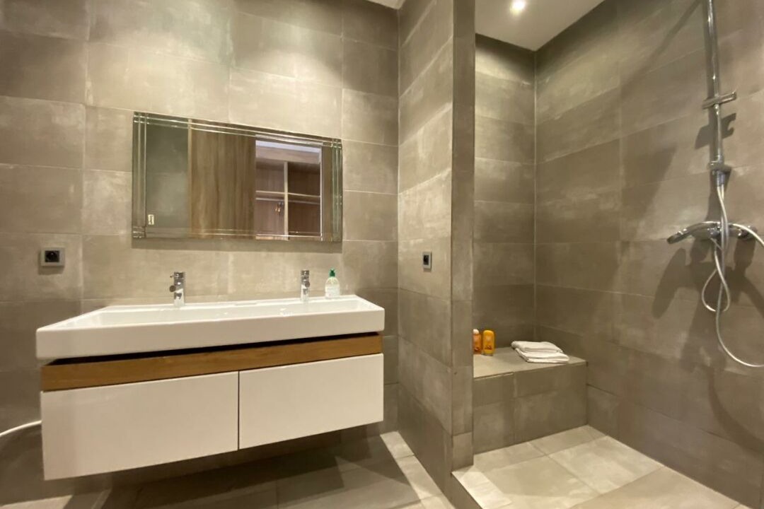 Photo of Bathroom in Tamariss