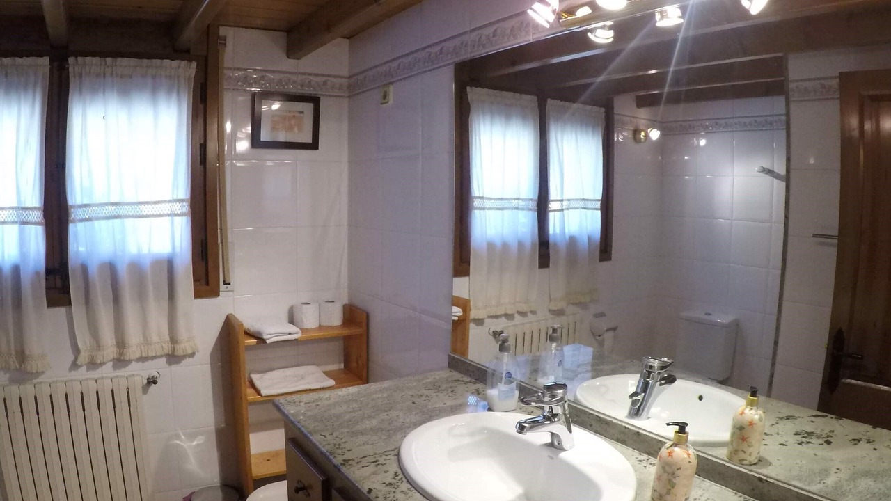 Photo of Bathroom in Alas i Cerc