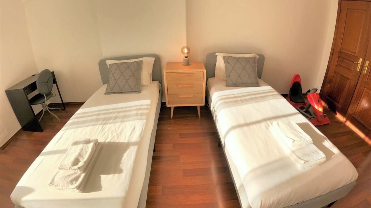 Photo of Bedroom in Linda-a-Velha