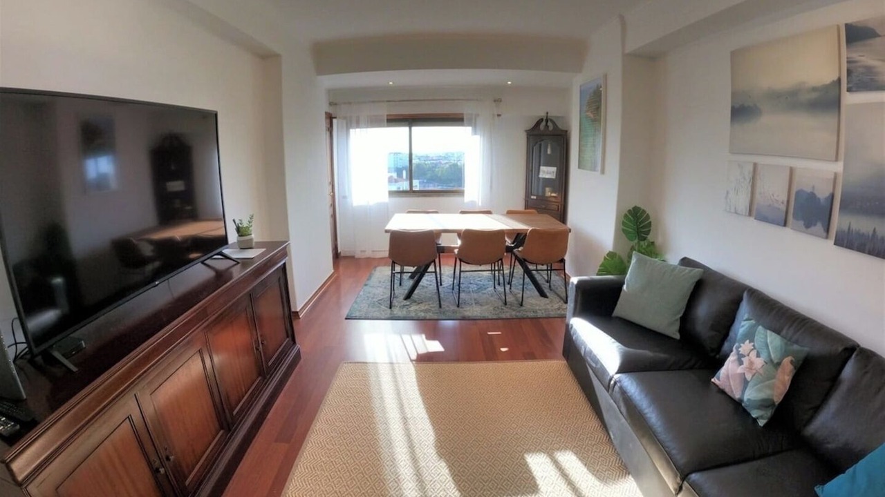 Photo of Livingroom in Linda-a-Velha