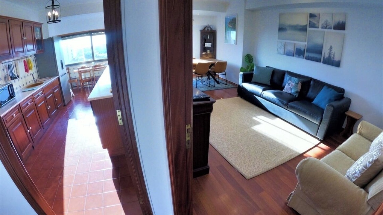 Photo of Livingroom in Linda-a-Velha