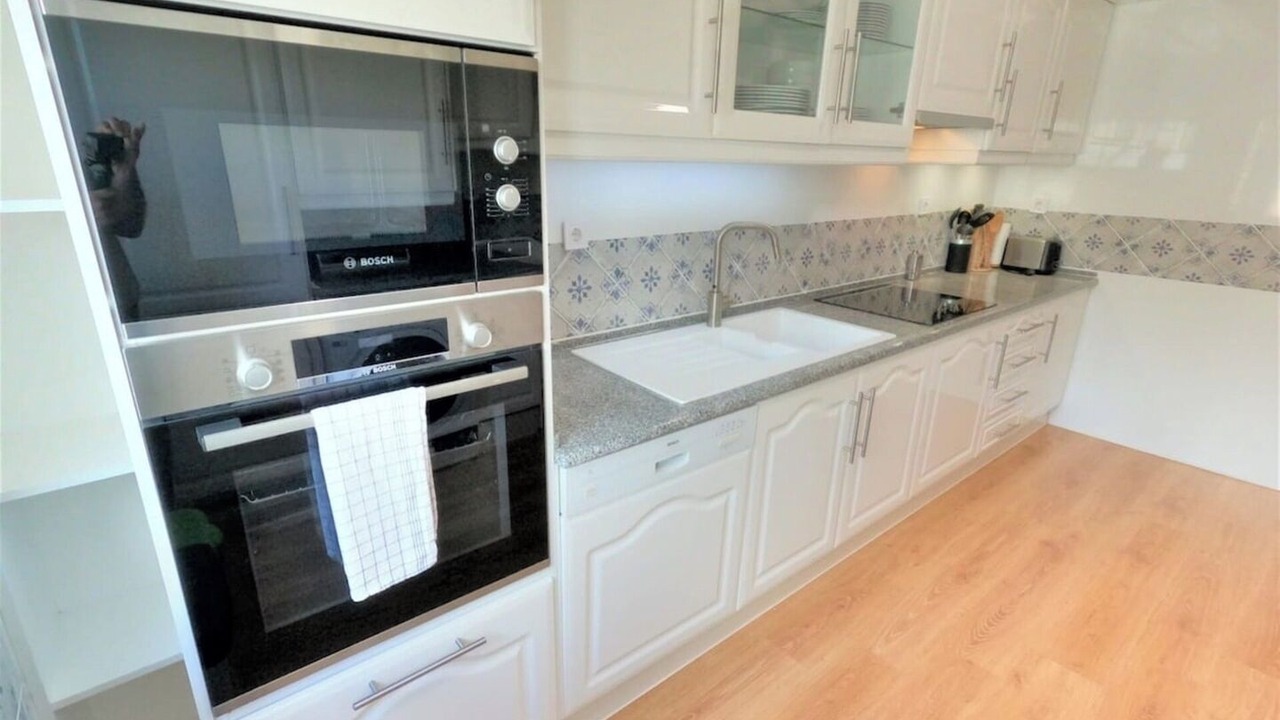 Photo of Kitchen in Linda-a-Velha
