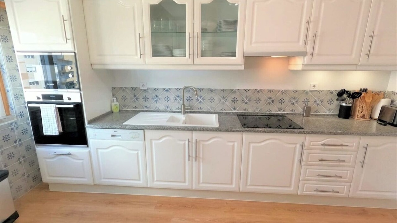 Photo of Kitchen in Linda-a-Velha