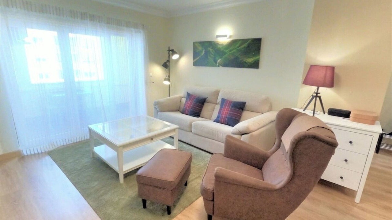 Photo of Livingroom in Linda-a-Velha