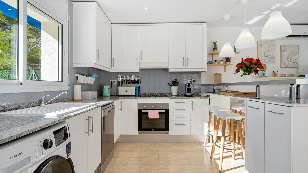 Photo of Kitchen in Les Tres Cales