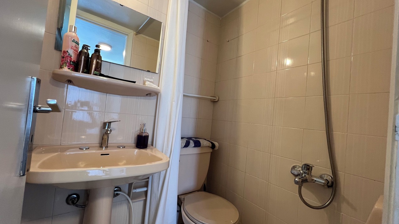 Photo of Bathroom in Wata Slam