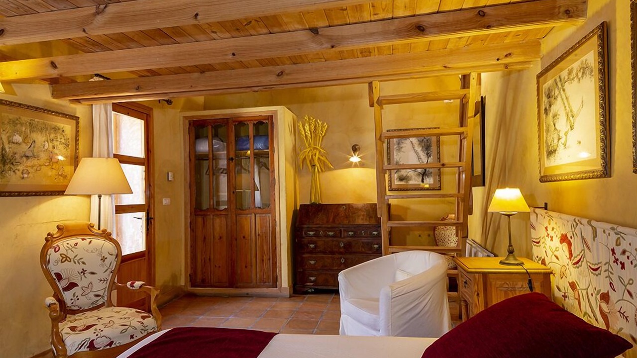 Photo of Bedroom in Biar