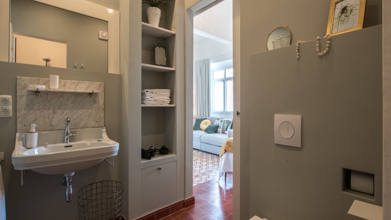 Photo of Bathroom in Santa Catarina da Fonte do Bispo