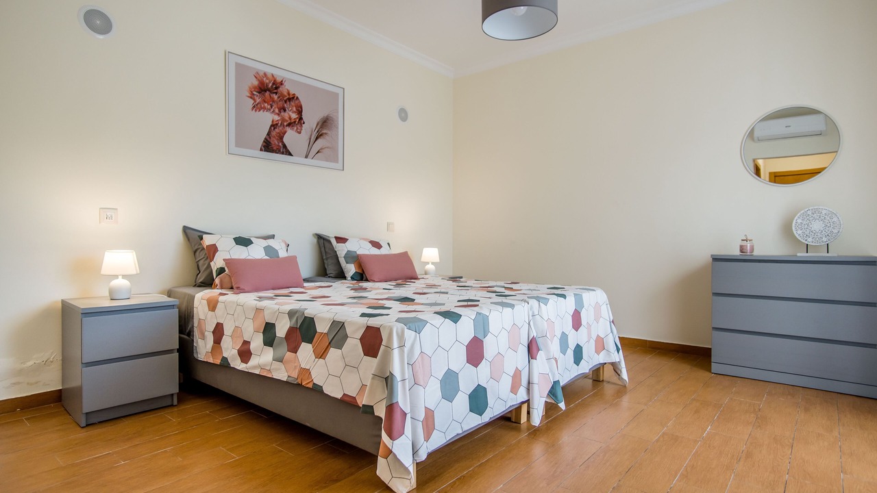 Photo of Bedroom in Correeira