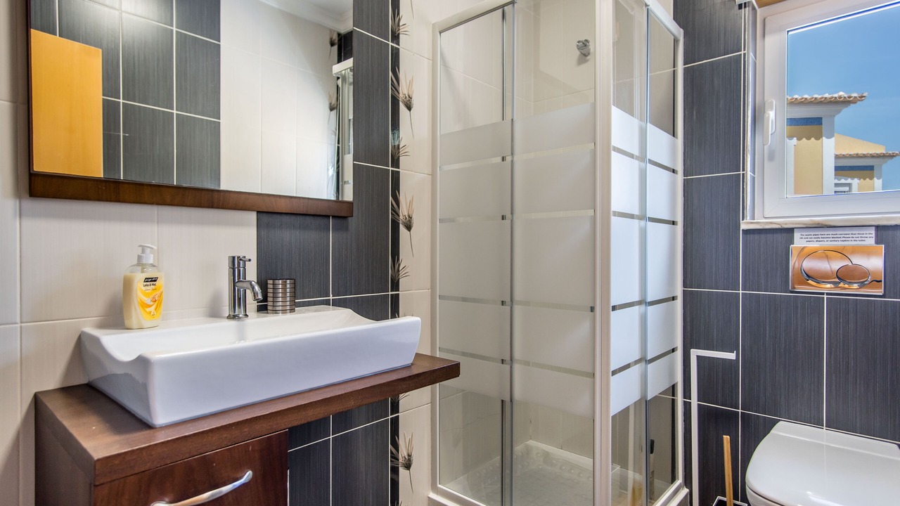 Photo of Bathroom in Correeira
