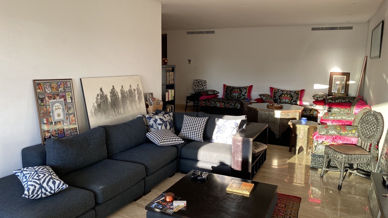 Photo of Livingroom in SOUR JDID