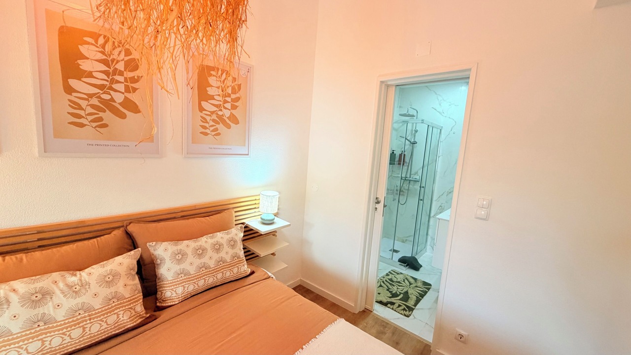 Photo of Bedroom in Cascais