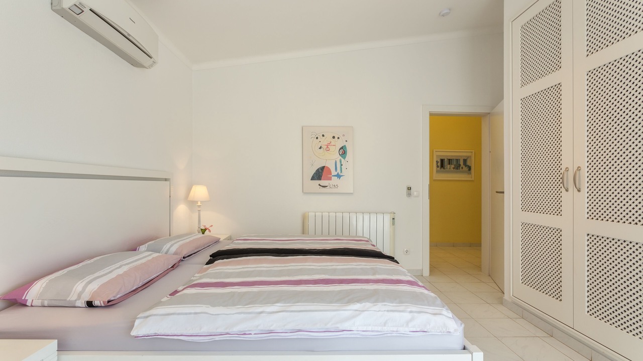 Photo of Bedroom in Alcalar