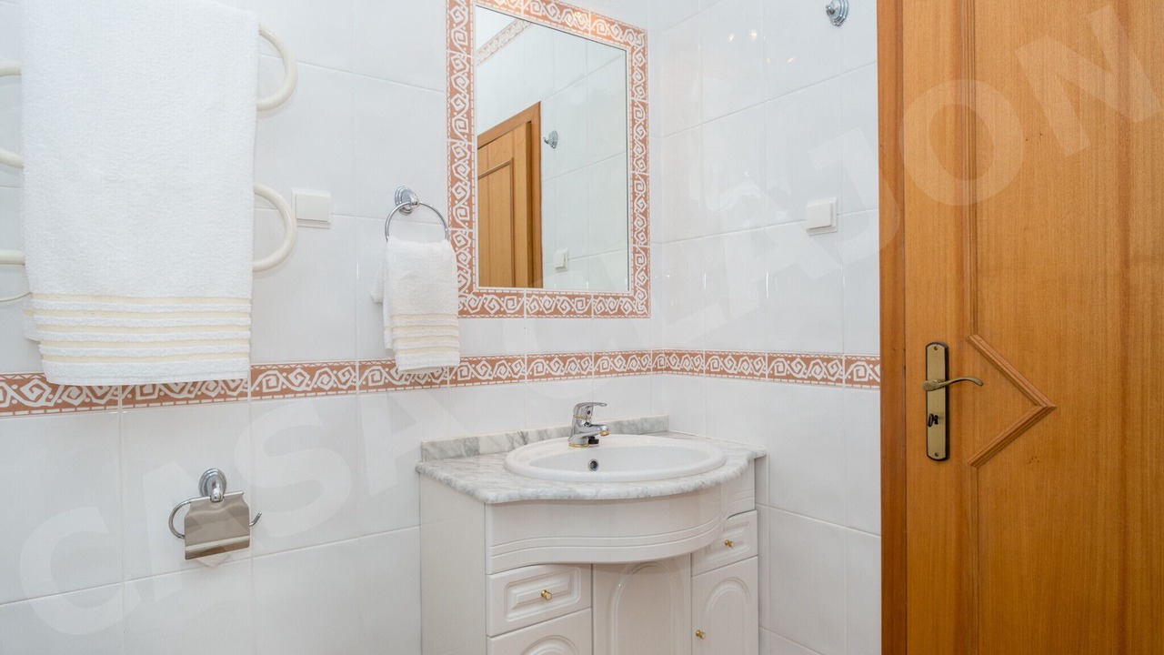 Photo of Bathroom in Budens