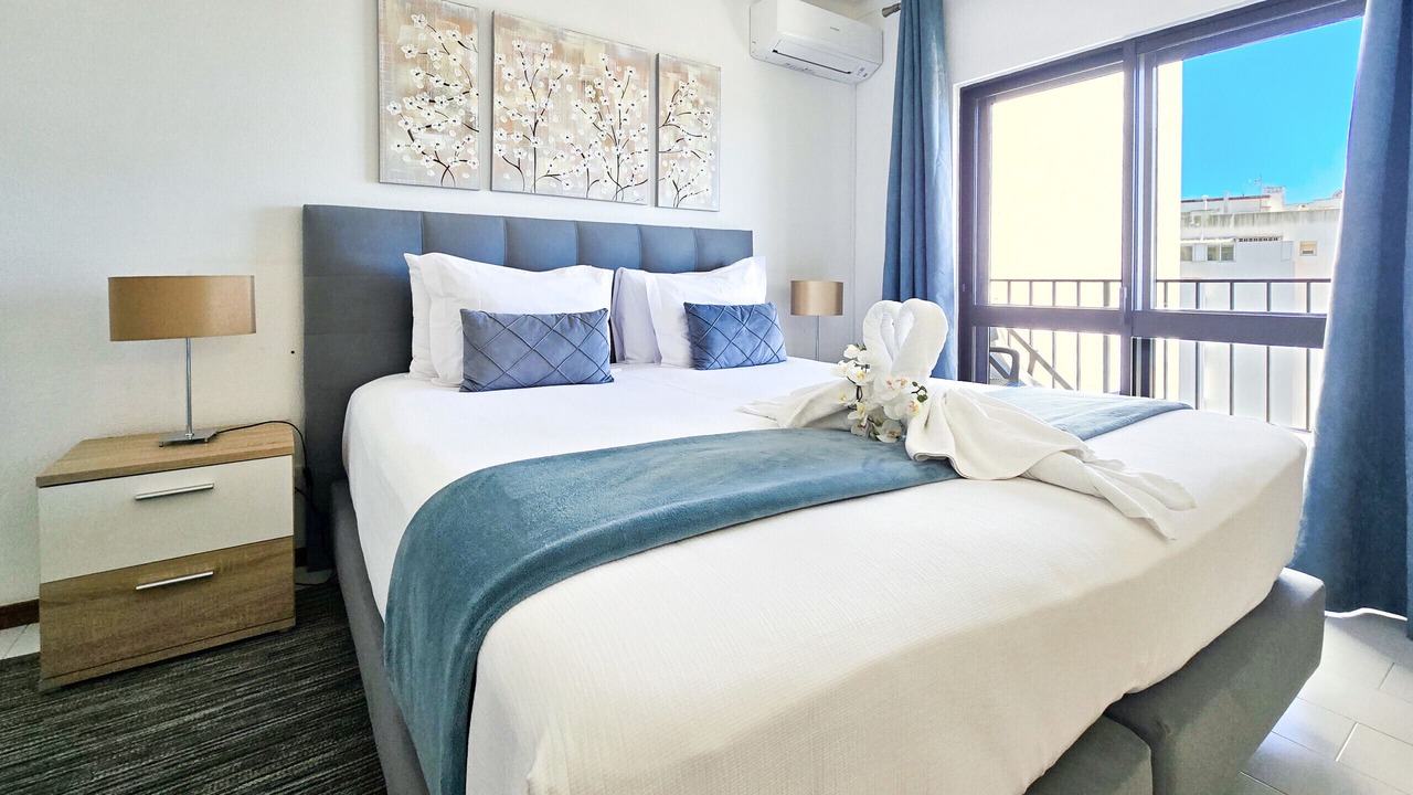 Photo of Bedroom in Praia da Rocha