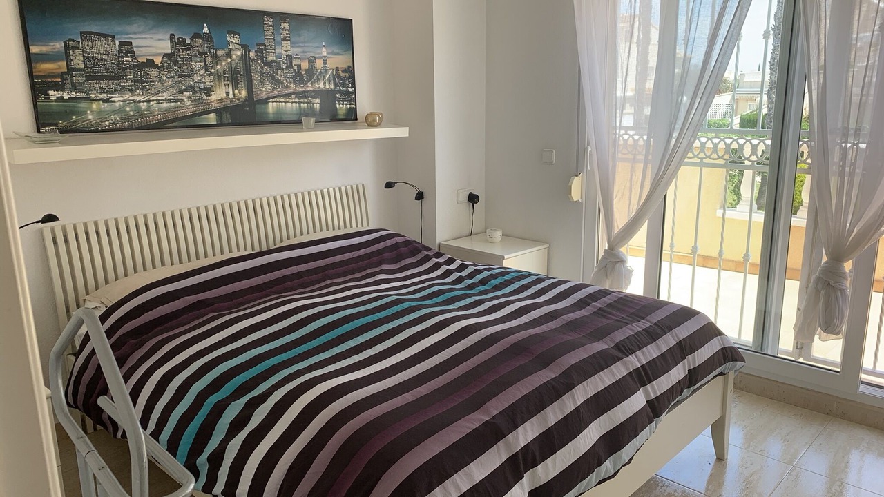 Photo of Bedroom in La Florida