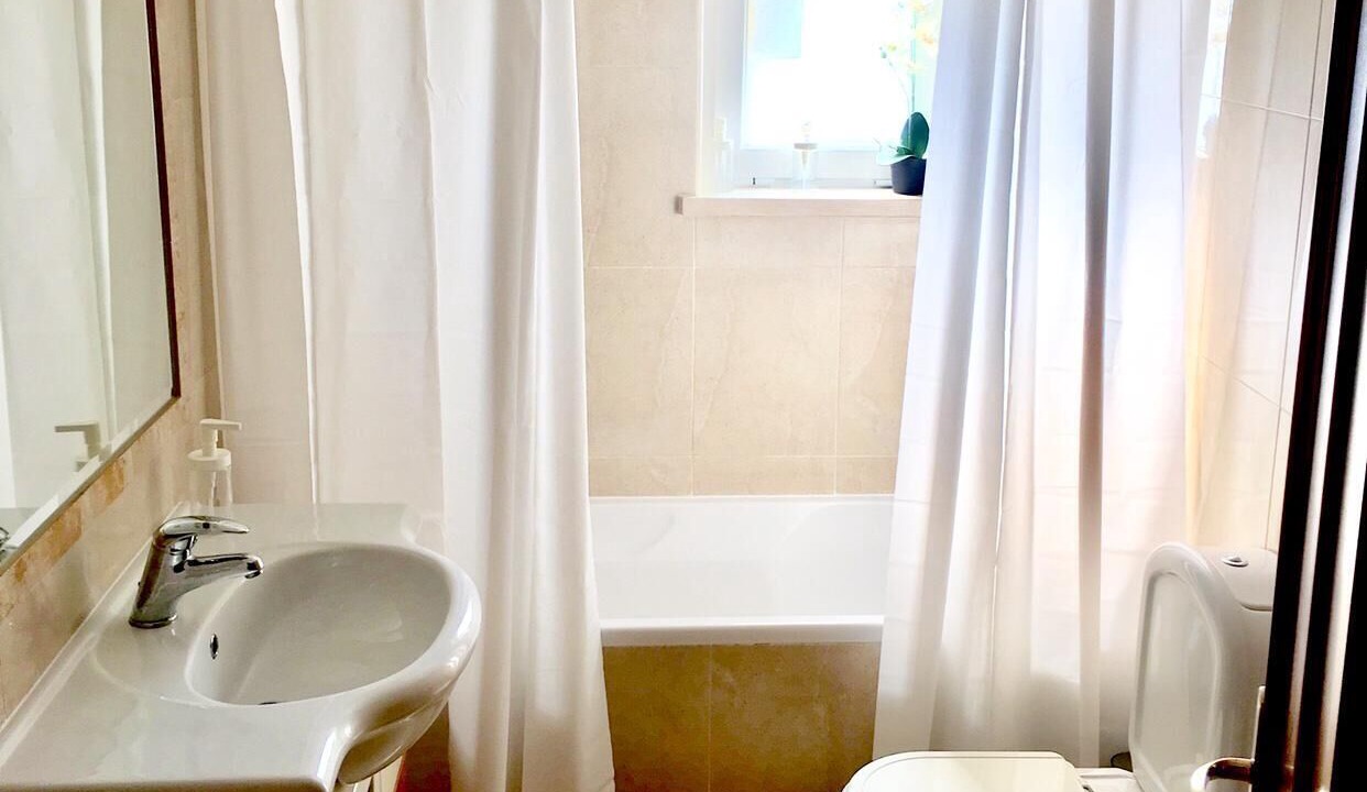 Photo of Bathroom in Ericeira