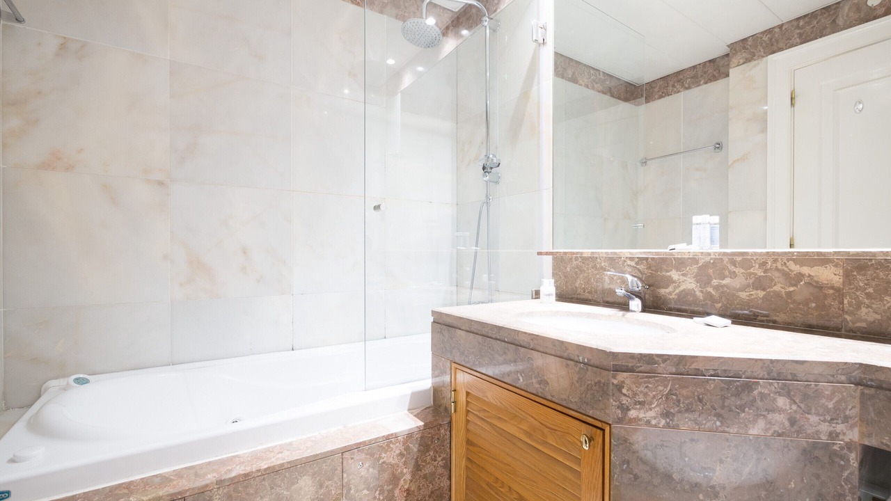 Photo of Bathroom in Chiado