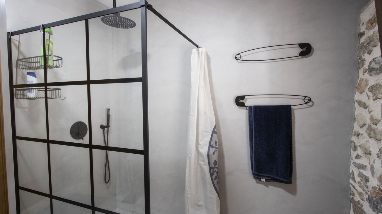 Photo of Bathroom in Potries