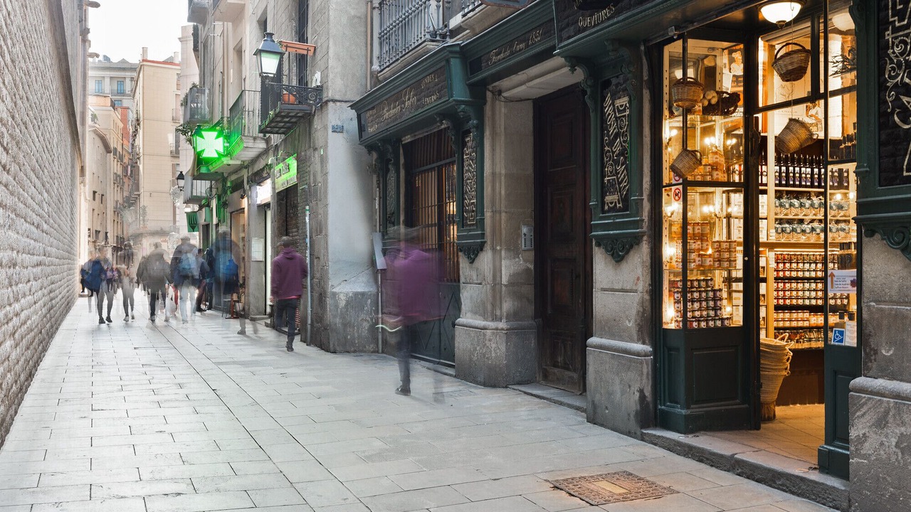 Photo of Others in El Born