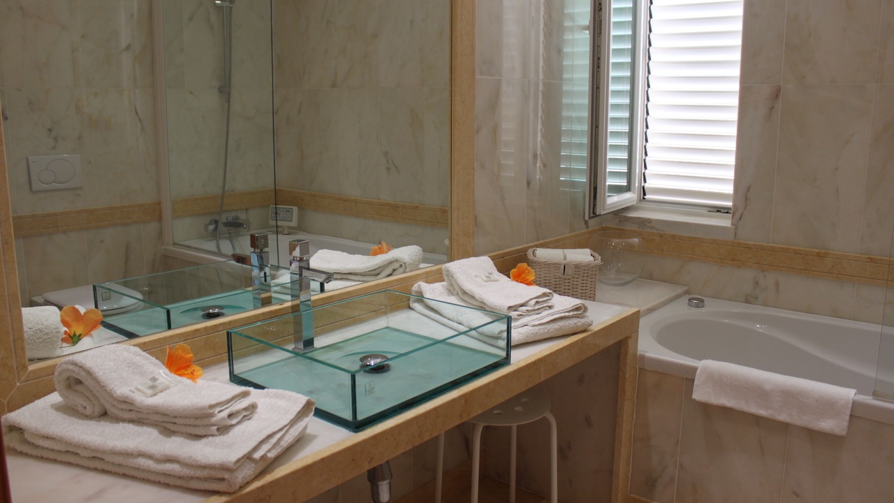 Photo of Bathroom in Luz