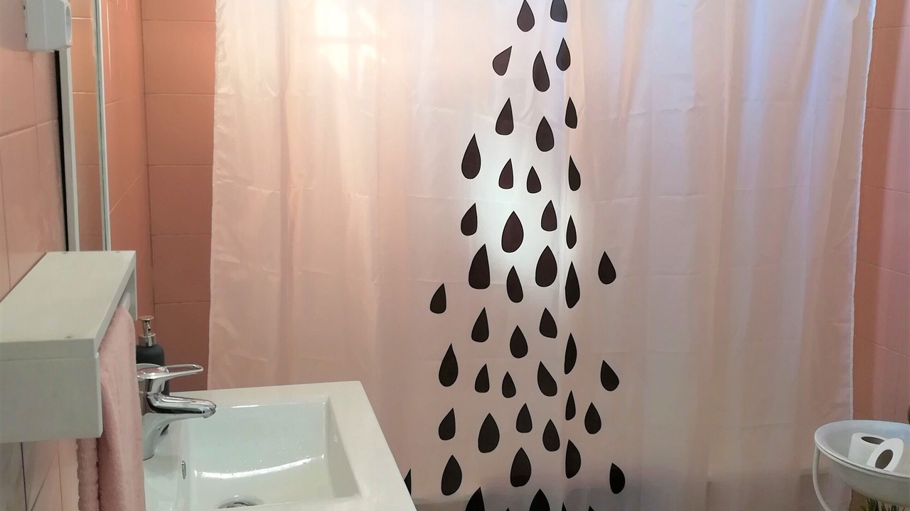 Photo of Bathroom in Vila Nova da Barquinha