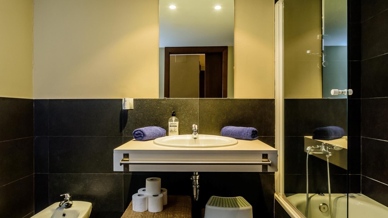 Photo of Bathroom in Albons