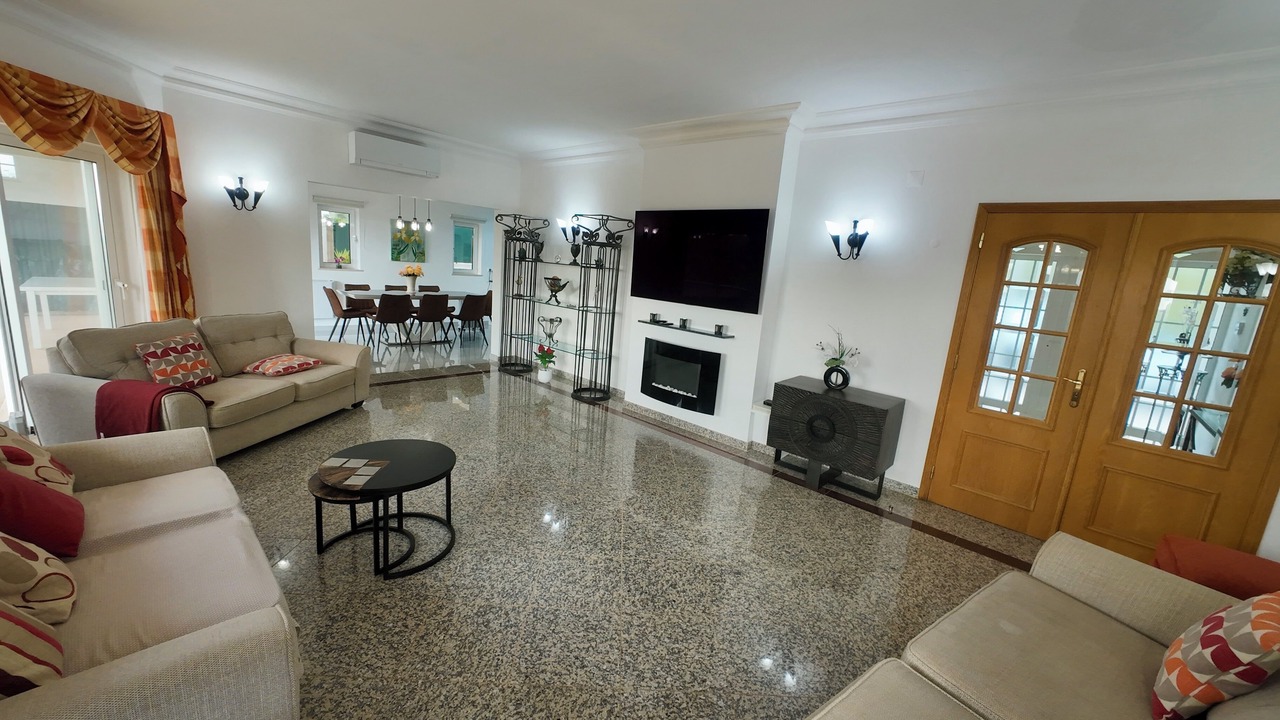 Photo of Livingroom in Estombar