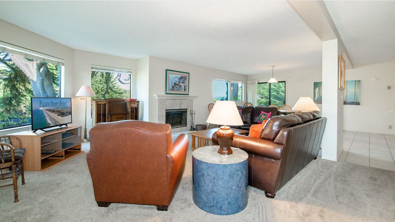 Photo of Livingroom in Pajaro Dunes