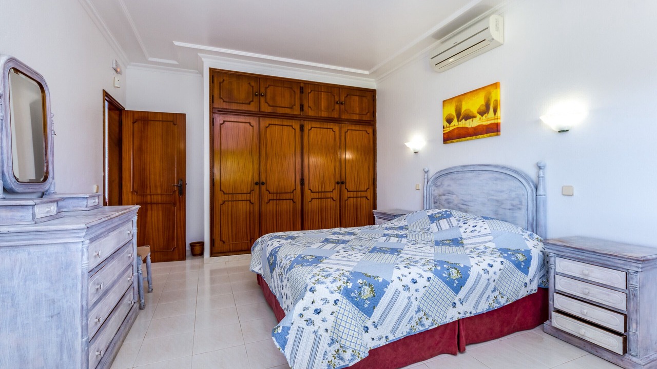 Photo of Bedroom in Vale de Parra