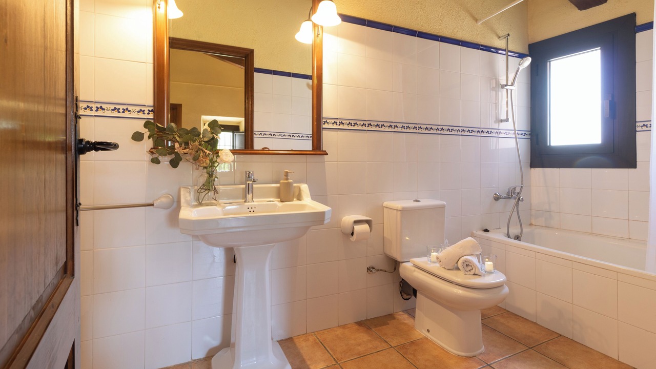 Photo of Bathroom in Castellet i la Gornal