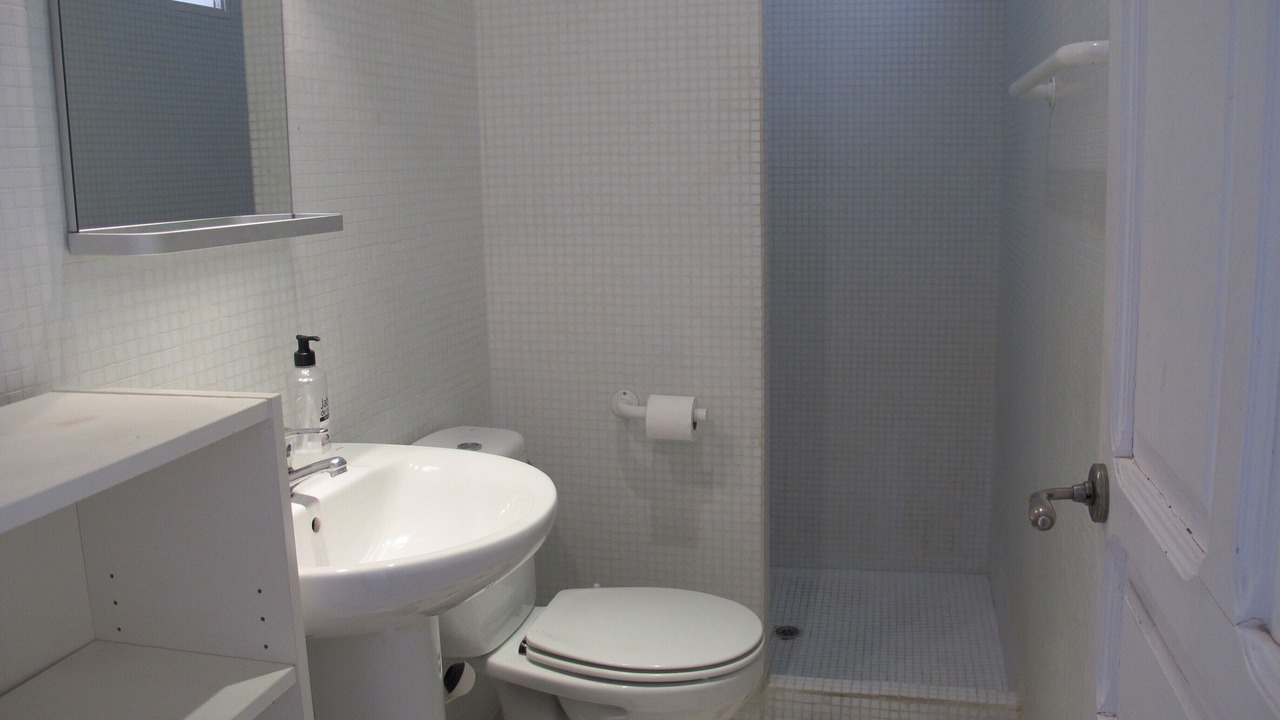 Photo of Bathroom in Barri Vell - Santa Creu
