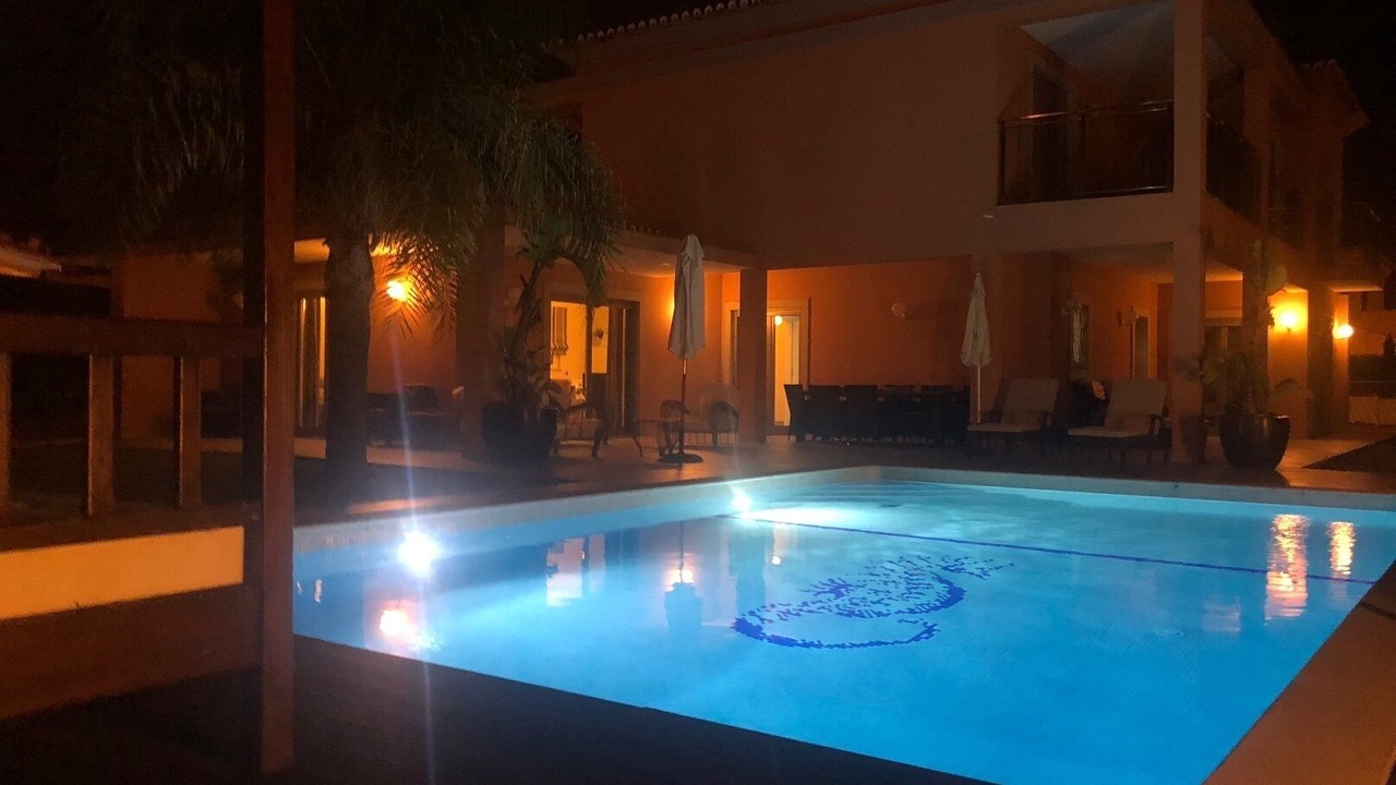 Photo of Outdoor in Gale