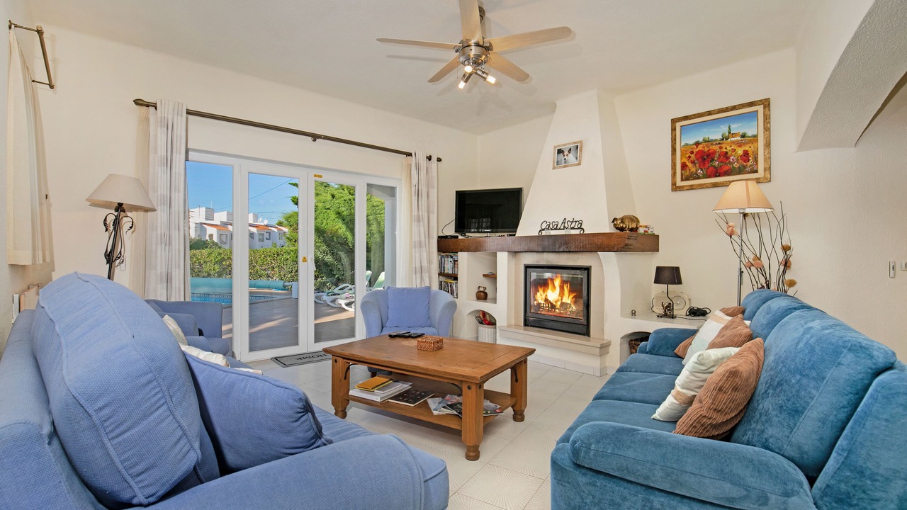 Photo of Livingroom in Vale de Centianes