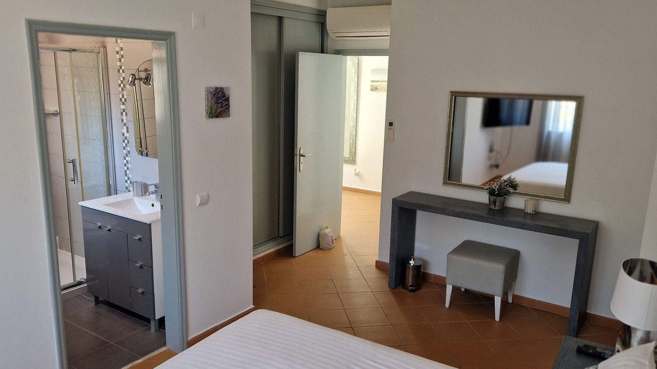 Photo of Bedroom in Vale do Garrao