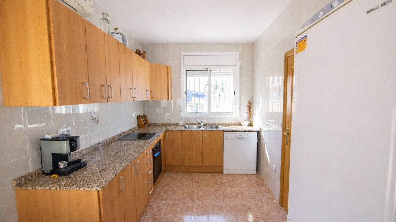 Photo of Kitchen in Lloret Blau