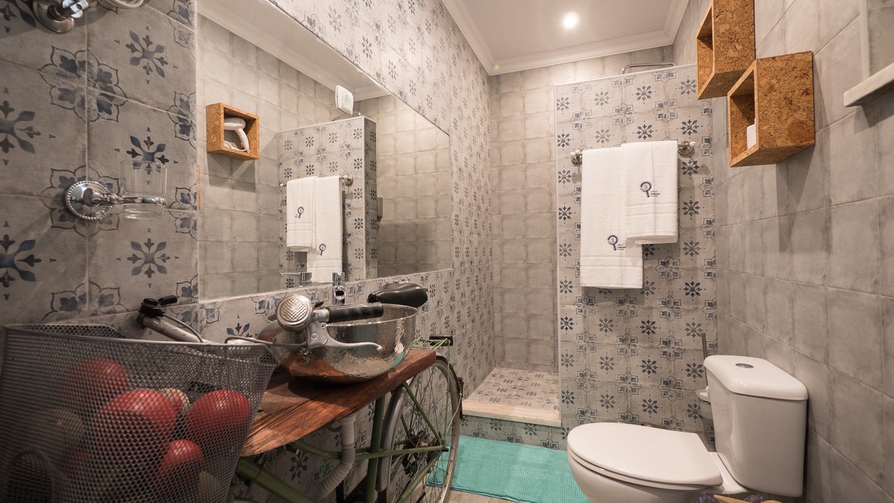 Photo of Bathroom in Setubal