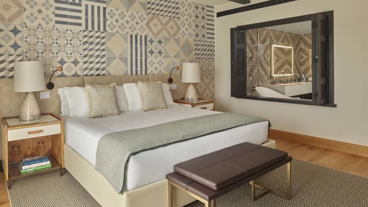 Photo of Others in Tor