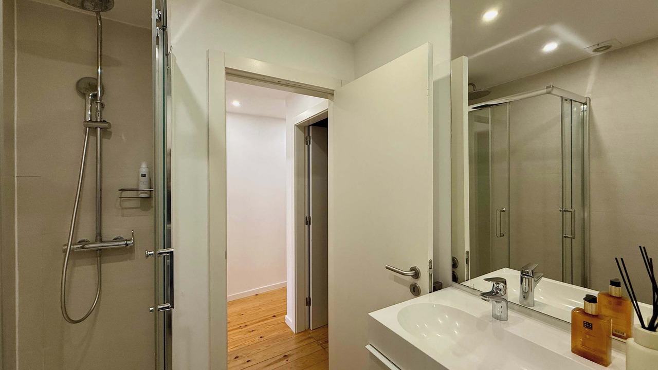 Photo of Bathroom in Mouraria