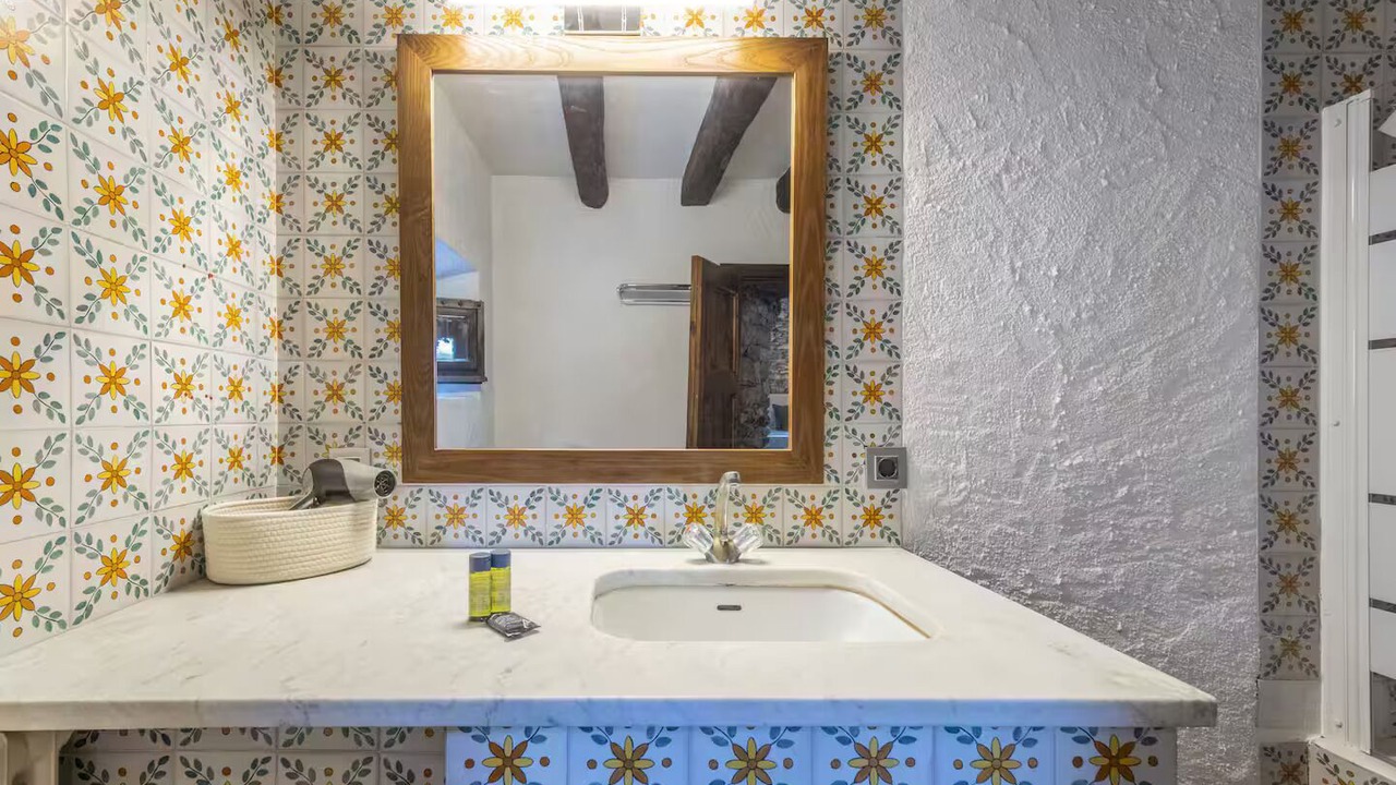Photo of Bathroom in Pals