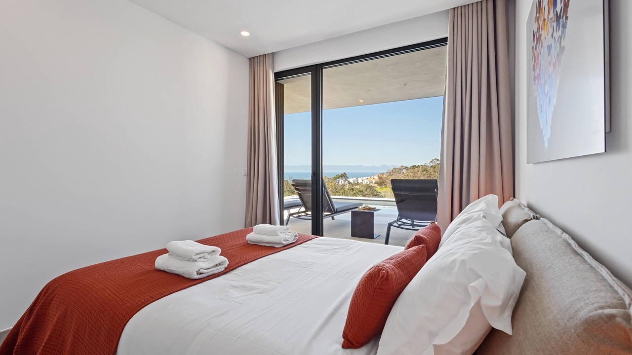 Photo of Bedroom in Atalaia