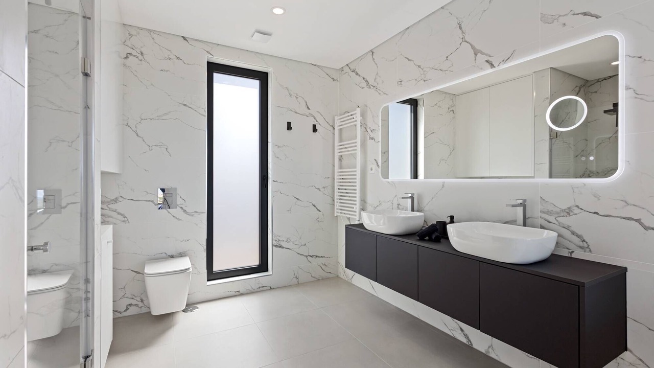 Photo of Bathroom in Atalaia