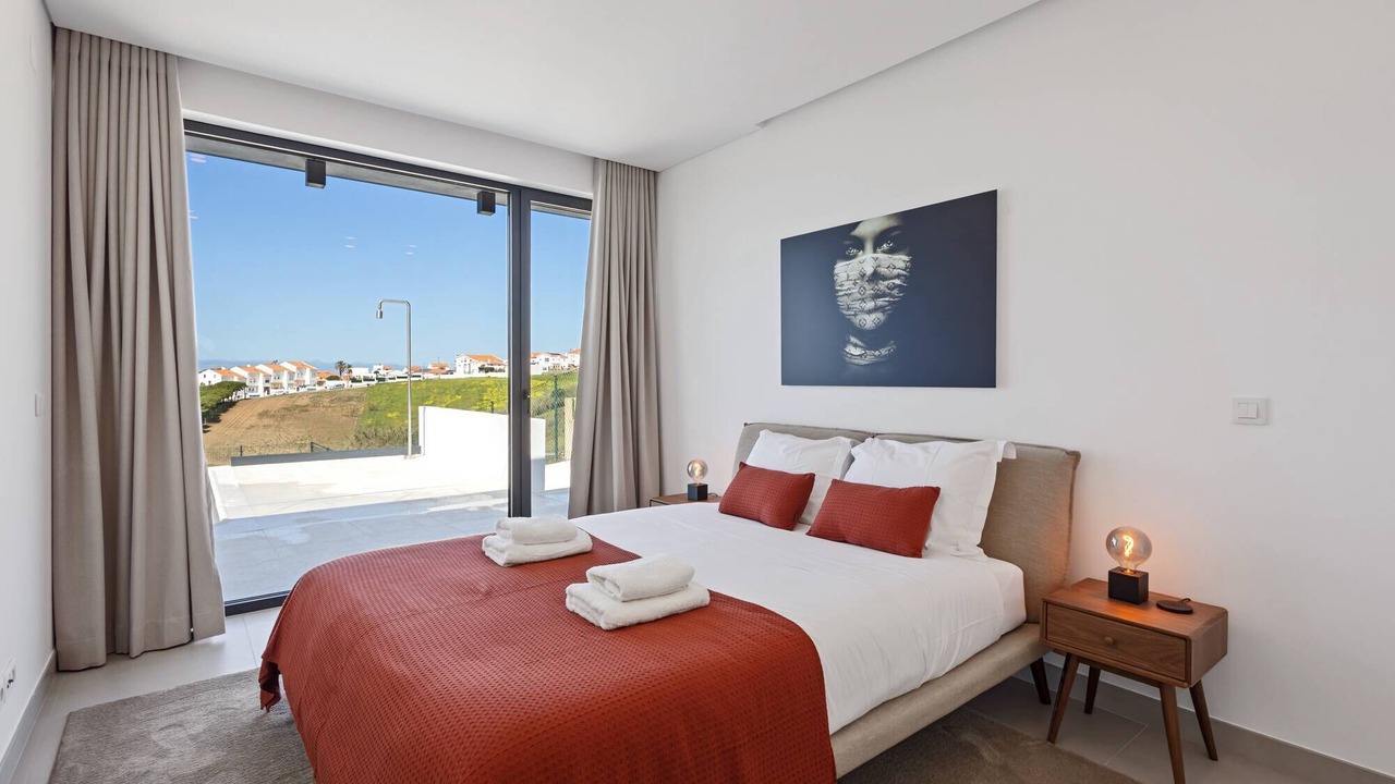Photo of Bedroom in Atalaia